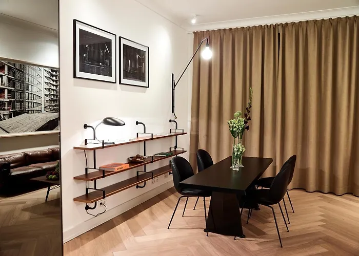 Townhouse By The Qvest