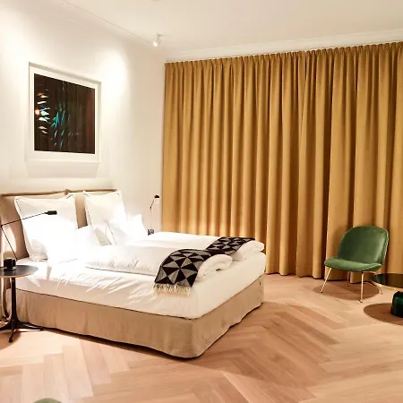 Townhouse By The Qvest *